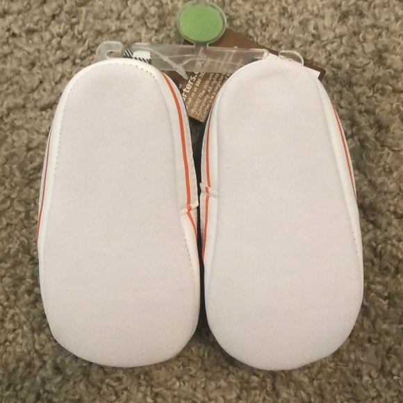 NWT Carter’s comfy-fit shoes - Picture 2 of 3